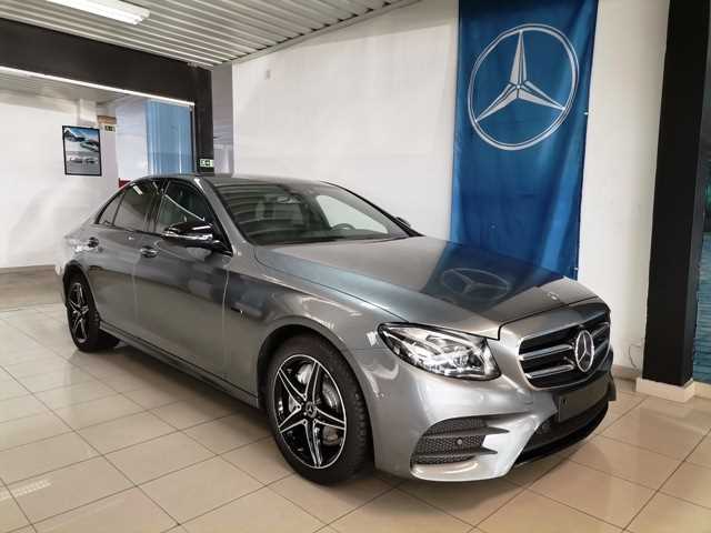 Mercedes-Benz Classe E 300 de AMG Line (306cv) (4p)