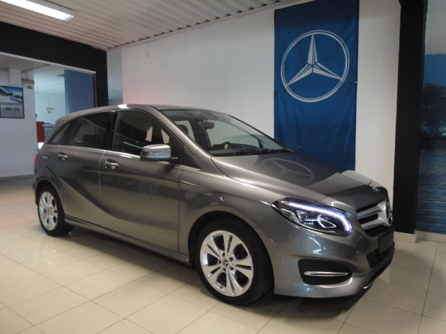 Mercedes-Benz Classe B 180 d Urban (109cv) (5p)