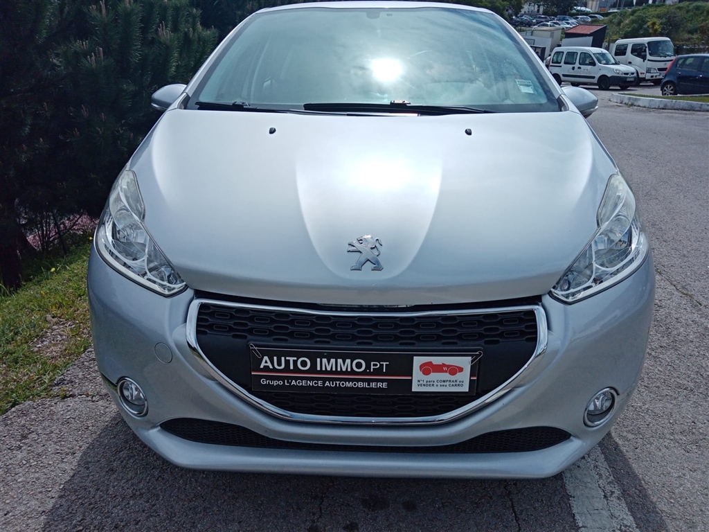 Peugeot 208 1.6 BlueHDi Active (75cv) (5p)