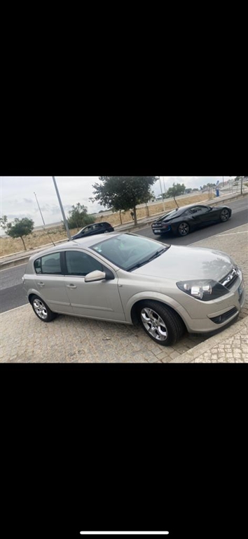 Opel Astra 1.6 Cosmo (105cv) (5p)