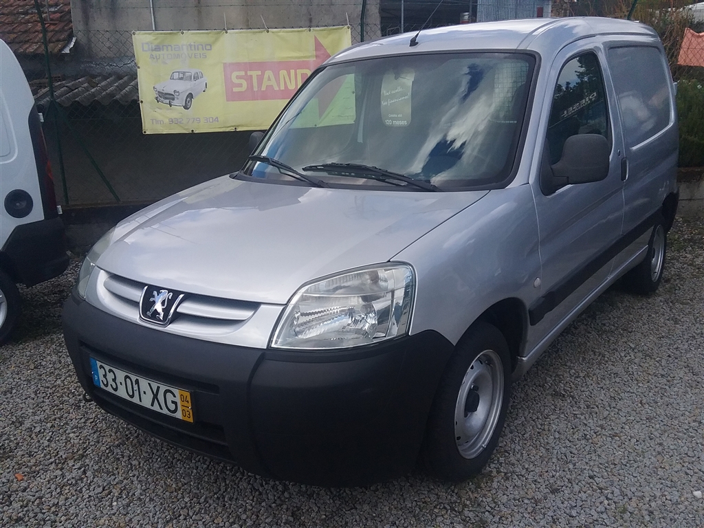Peugeot (Model.Model?.Description)