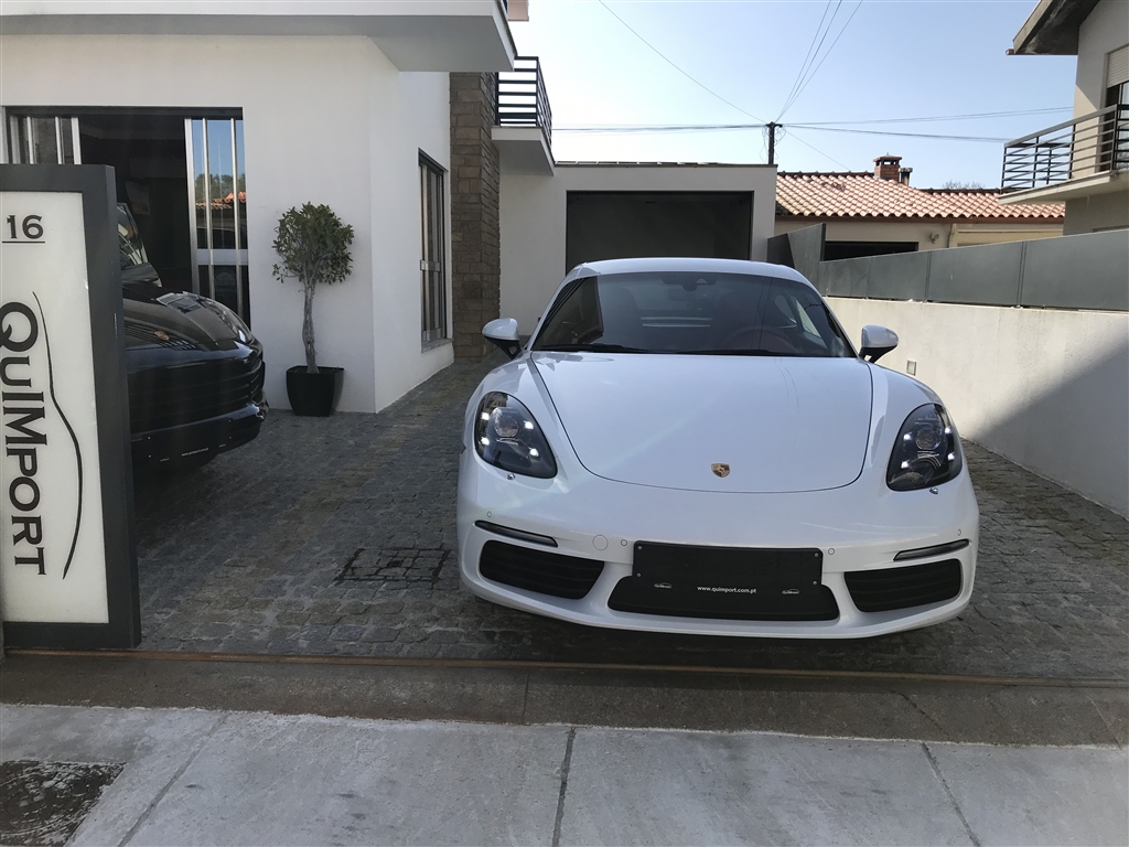 Porsche 718 Cayman 718