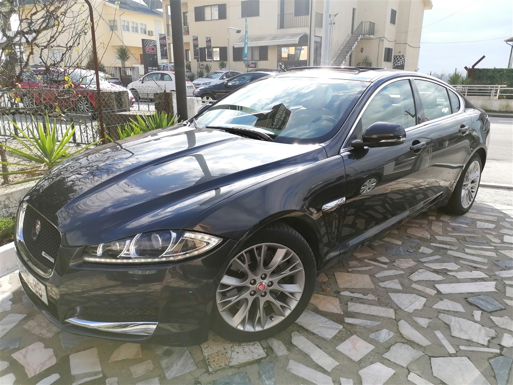 Jaguar XF 3.0 D V6 S Luxury (275cv) (4p)