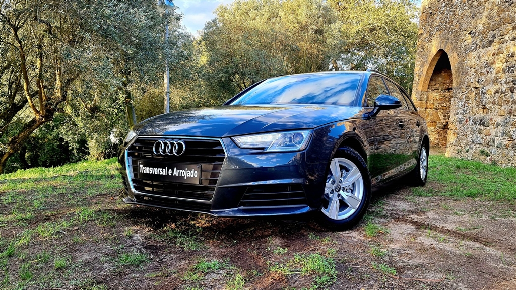 Audi A4 2.0 TDi Business Line