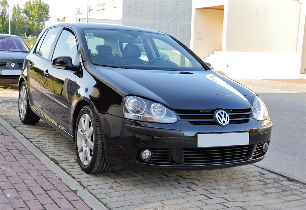 Volkswagen Golf 1.9 TDi 6V Confortline (105cv) (5p)