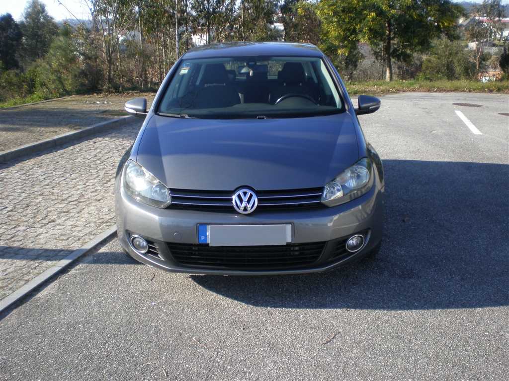 Volkswagen Golf 1.6 TDi Confortline (105cv) (5p)