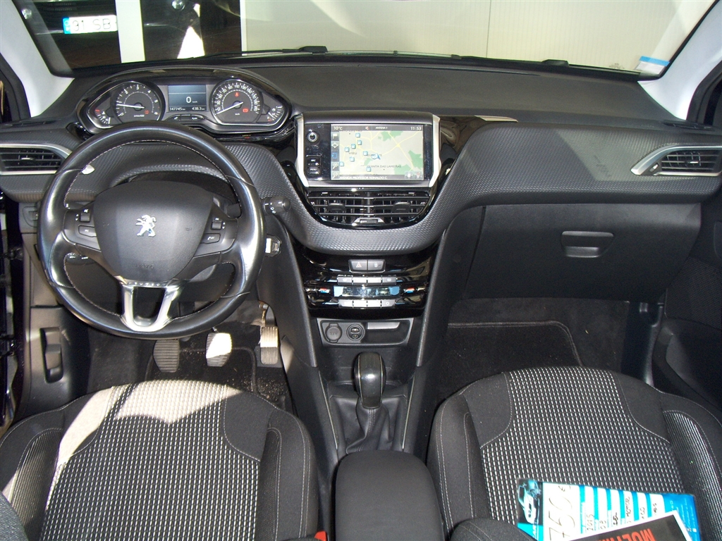 Peugeot 208 1.6 e-HDi Active (92cv) (5p)