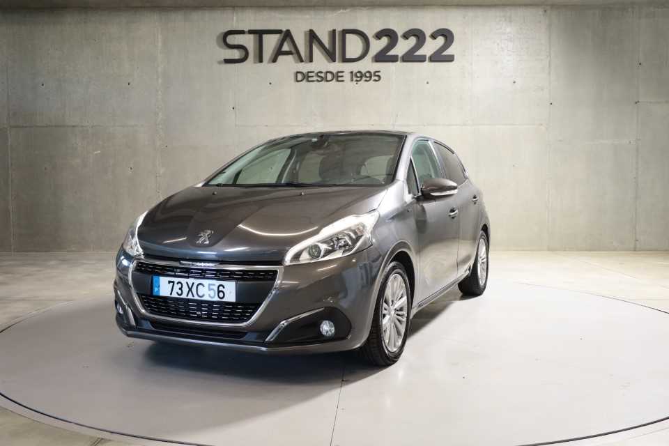 Peugeot 208 1.2 PureTech Signature (82cv) (5p)