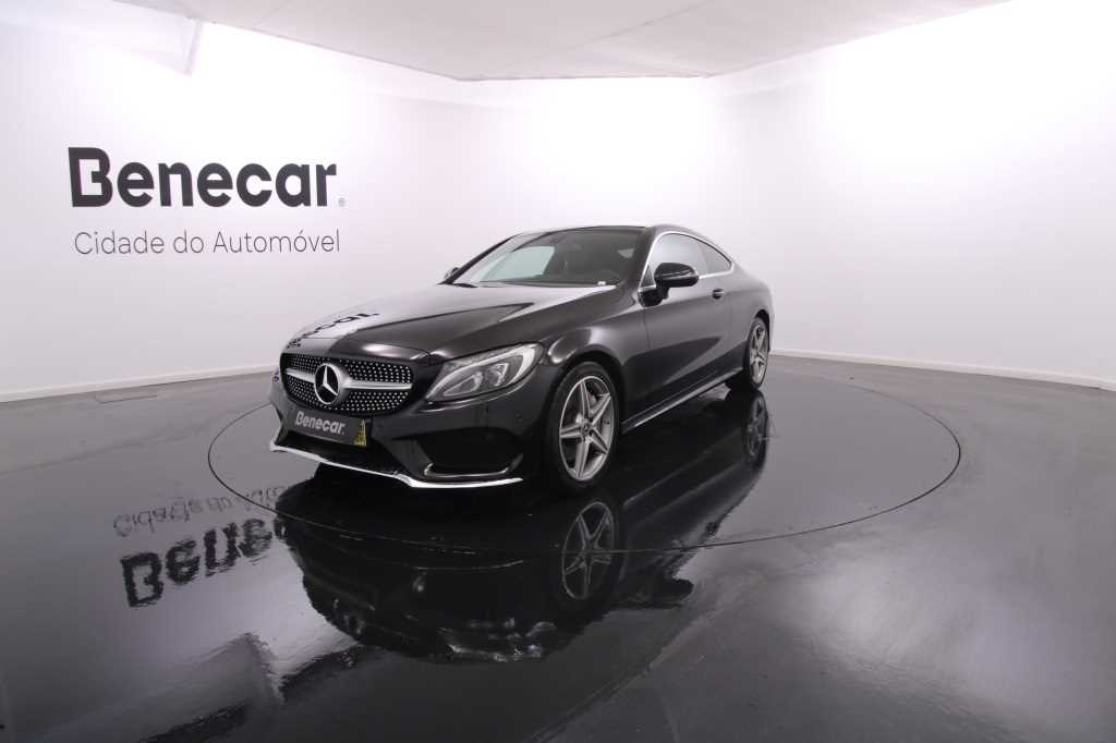 Mercedes-Benz Classe C C250 d Coupé / Led / Vidros Escurecidos / Teto de Abrir Panoramico / 9GTronic