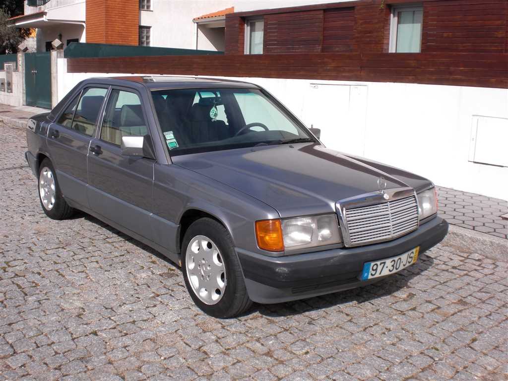 Mercedes-Benz 190 D 2.5 (90cv) (4p)