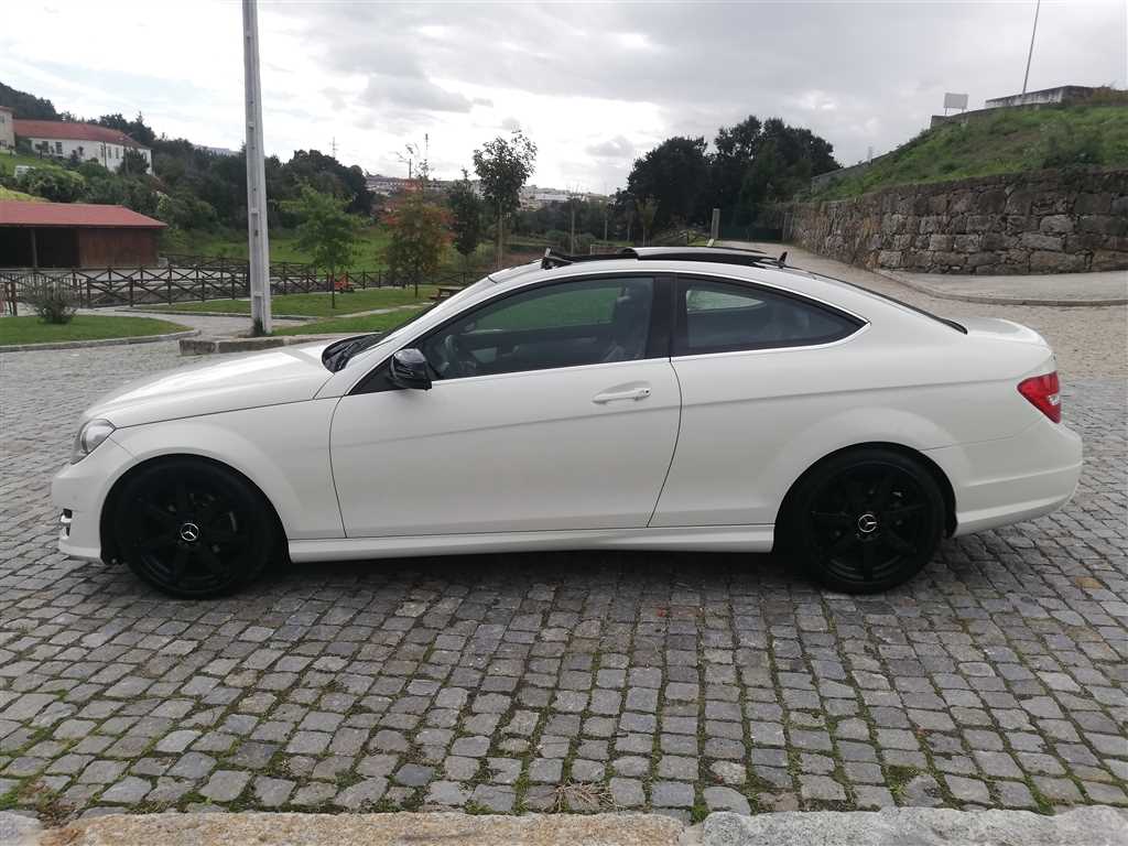 Mercedes-Benz Classe C C220 CDI COUPÉ AUTO FULL AMG