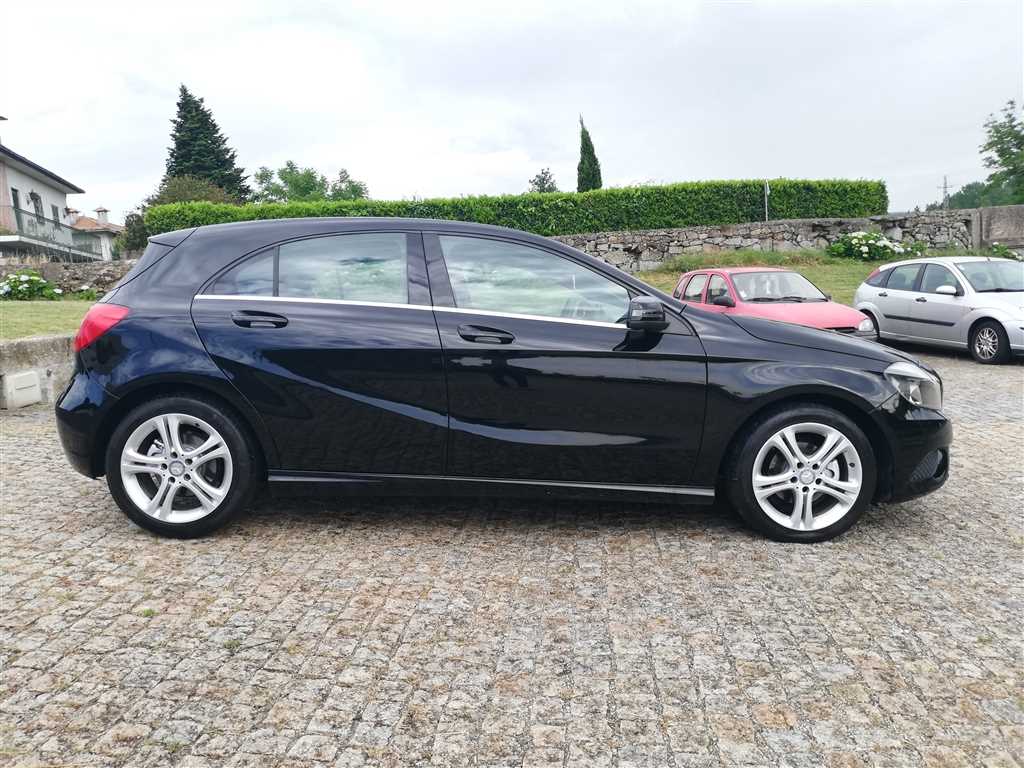 Mercedes-Benz Classe A 160 CDi BlueEfficiency Urban (90cv) (5p)