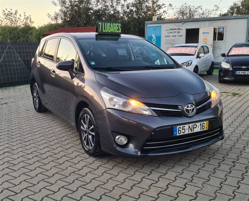 Toyota Verso 2.0 D4D 124cv - GPS - 7lug - Nac