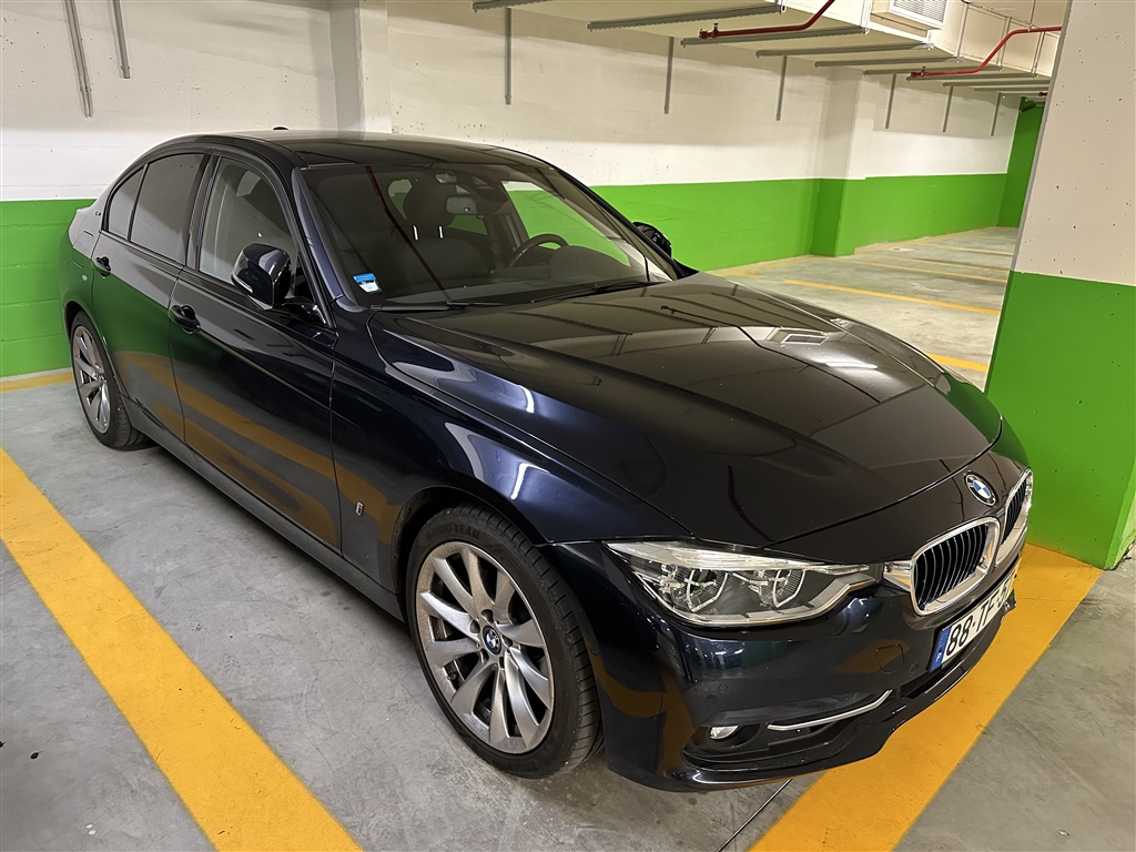 BMW Série 3 330 e iPerfomance Line Sport (252cv) (4p)