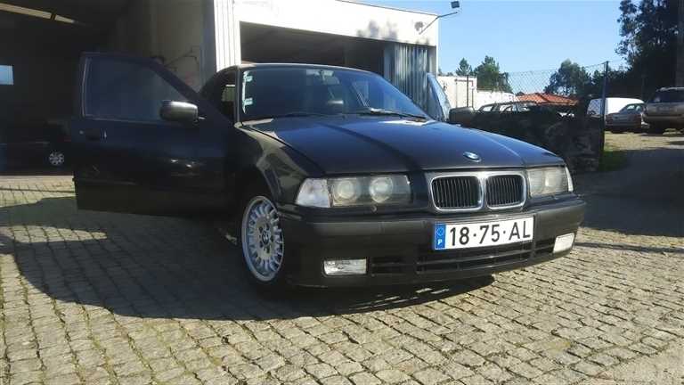 BMW Série 3 320 I COM VANOS