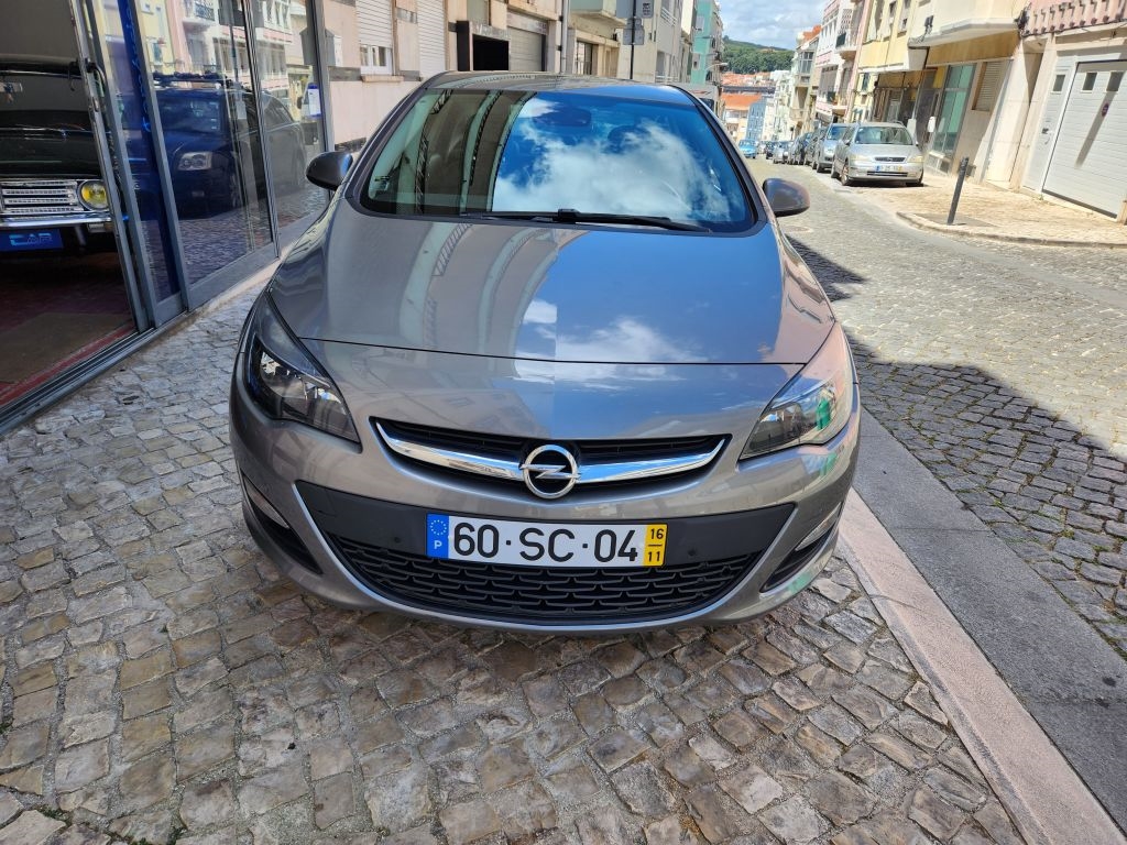 Opel Astra 1.6 CDTi Start/Stop