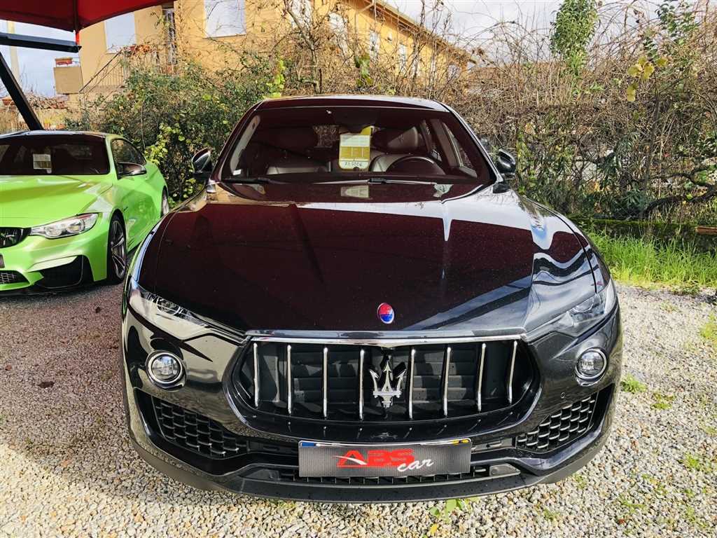 Maserati Levante 3.0 V6 (275cv) (5p)