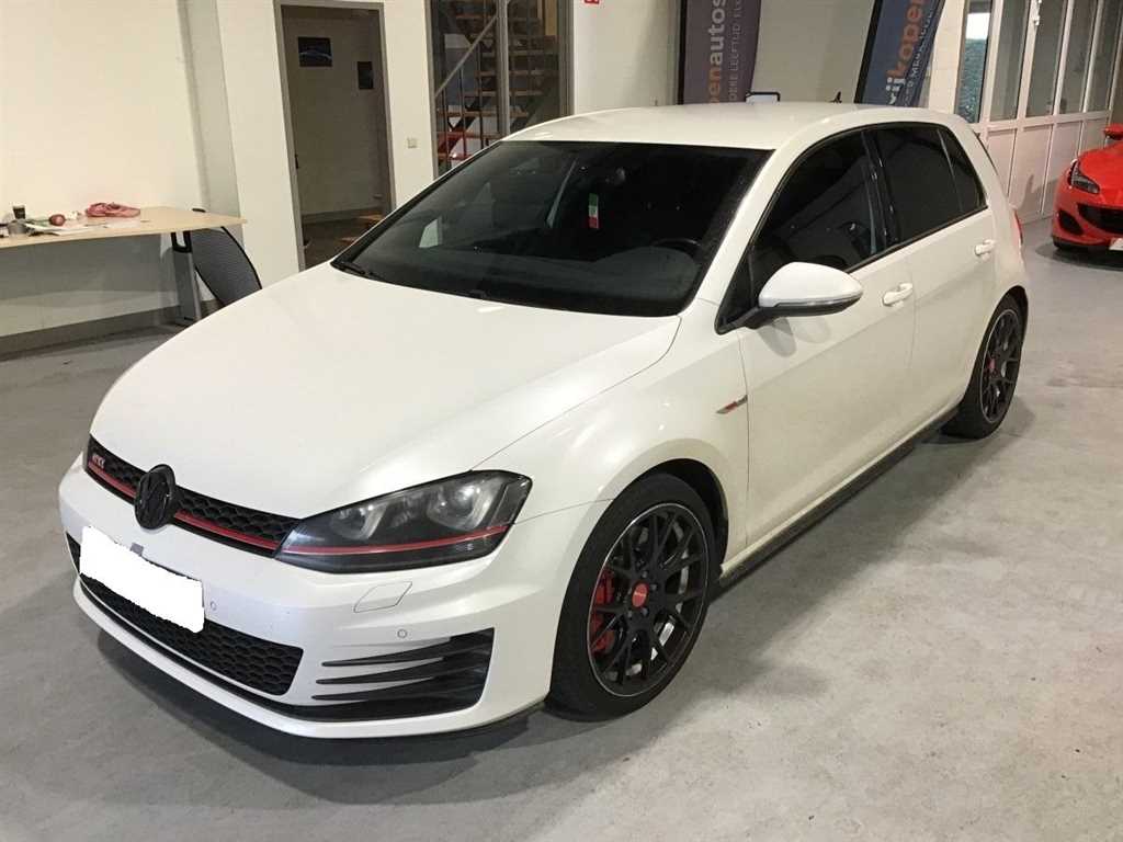 Volkswagen Golf vii 2.0 gti performance dsg
